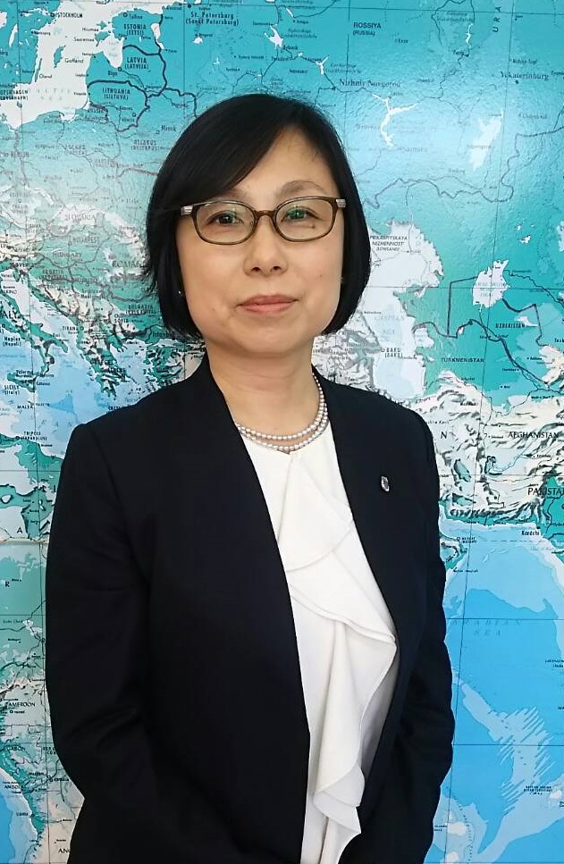 教室長 鎭西 永美子