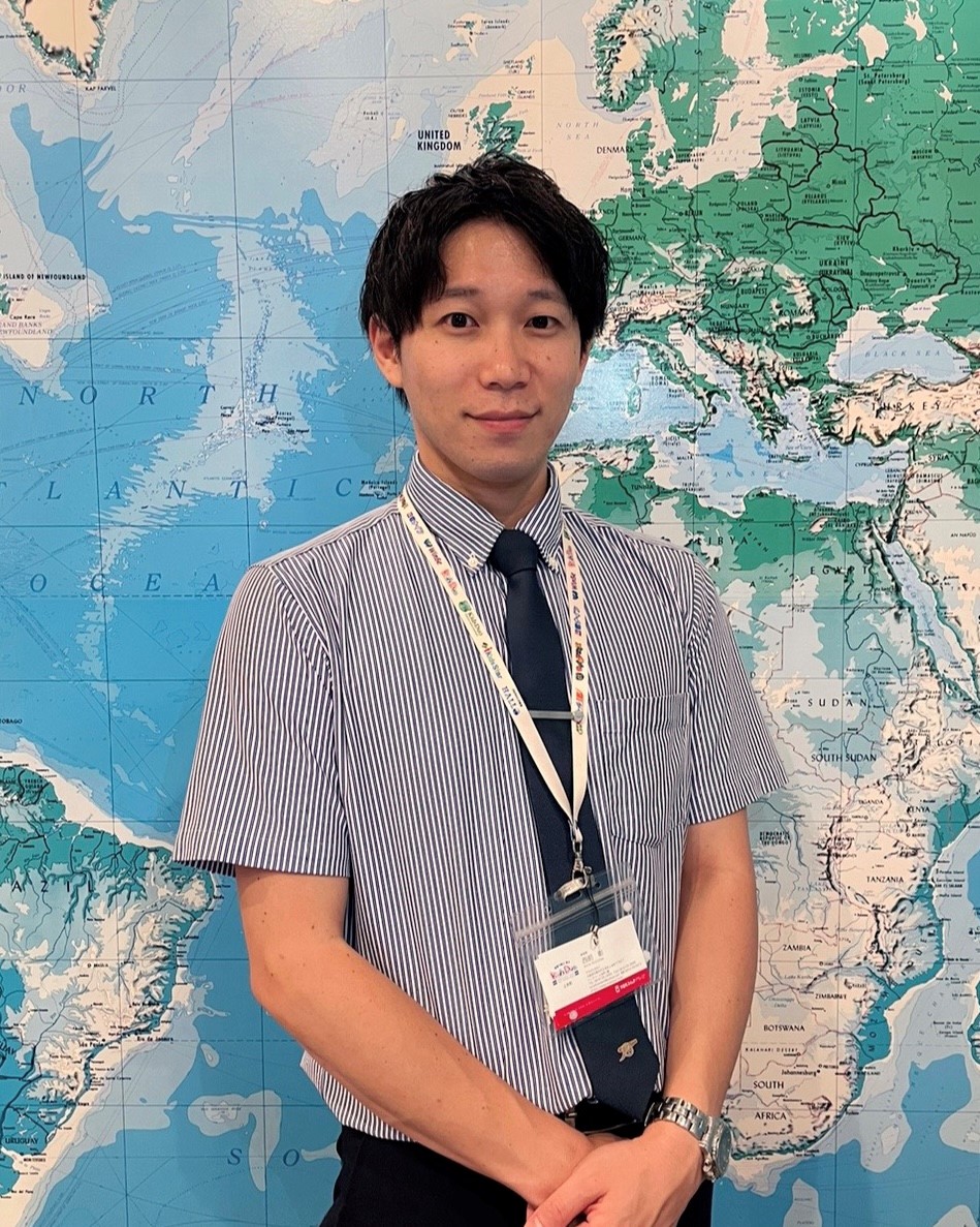 教室長 西前 彰