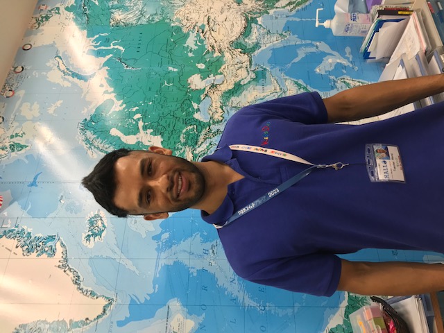 コーチ マノージ