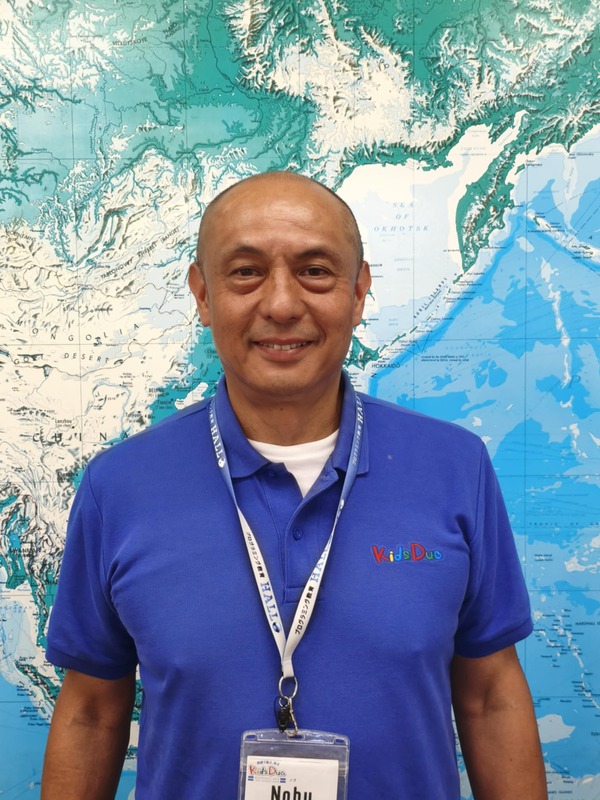 コーチ ノブ先生