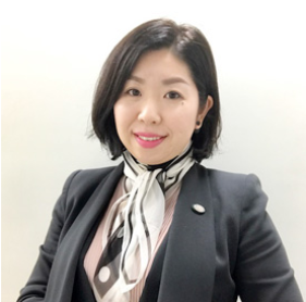 スクールディレクター アユブ