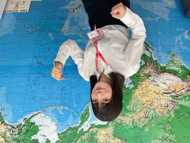 教室長 森　遥香