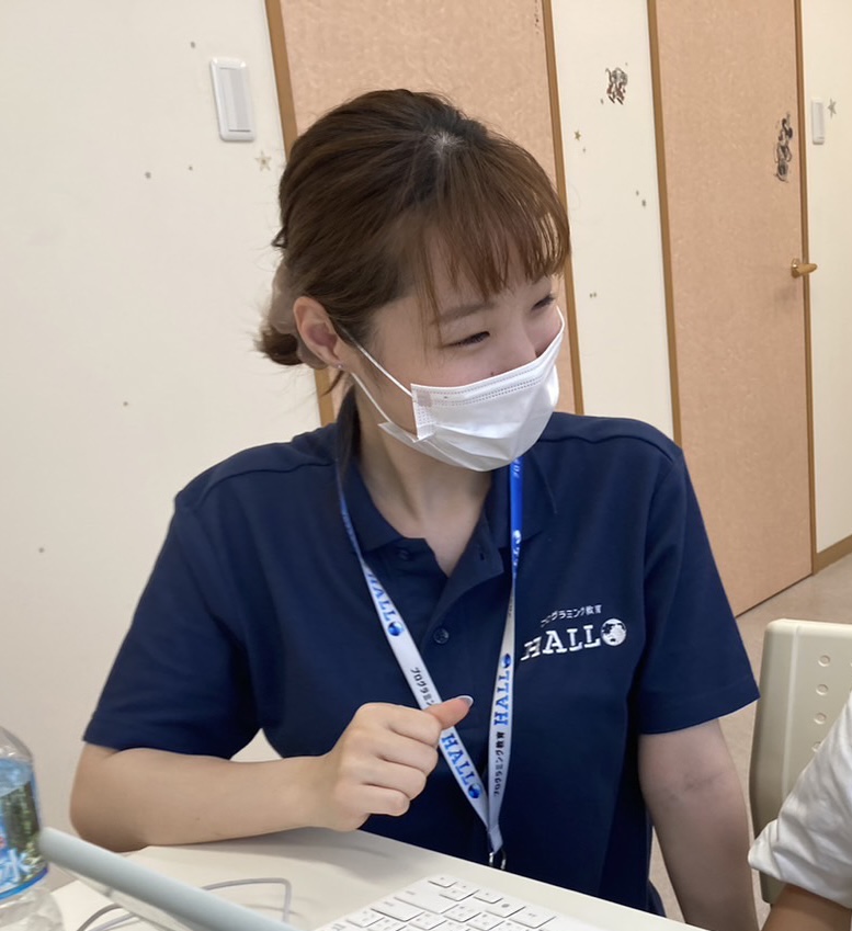 コーチ まゆゆコーチ