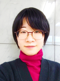 教室長 菅原 初音