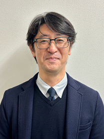 教室長 萩坂 義孝