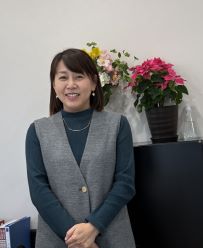 教室長 柿森 茜