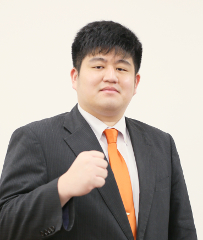 教室長 津田　大輝