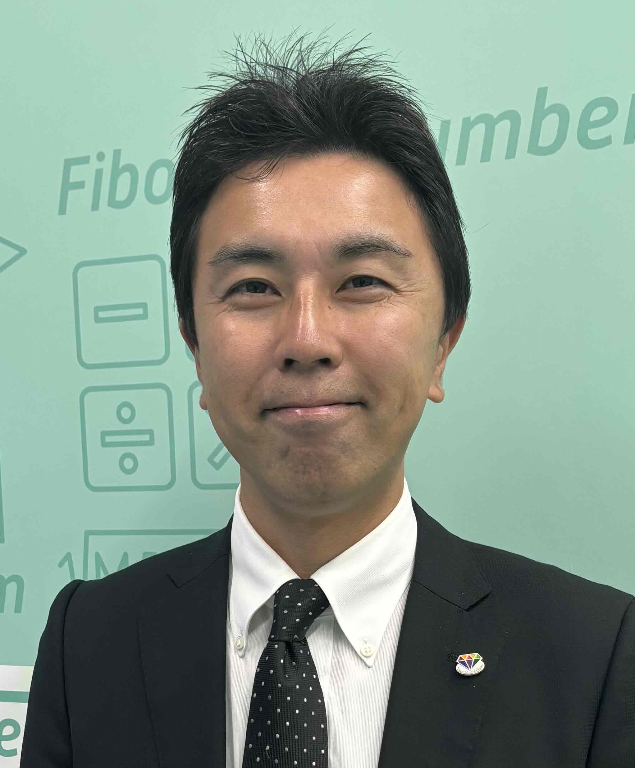 馬事公苑校 教室長 鮫島