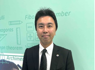 コーチ さめじま（副教室長）