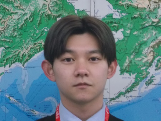 コーチ 弘津　海翔