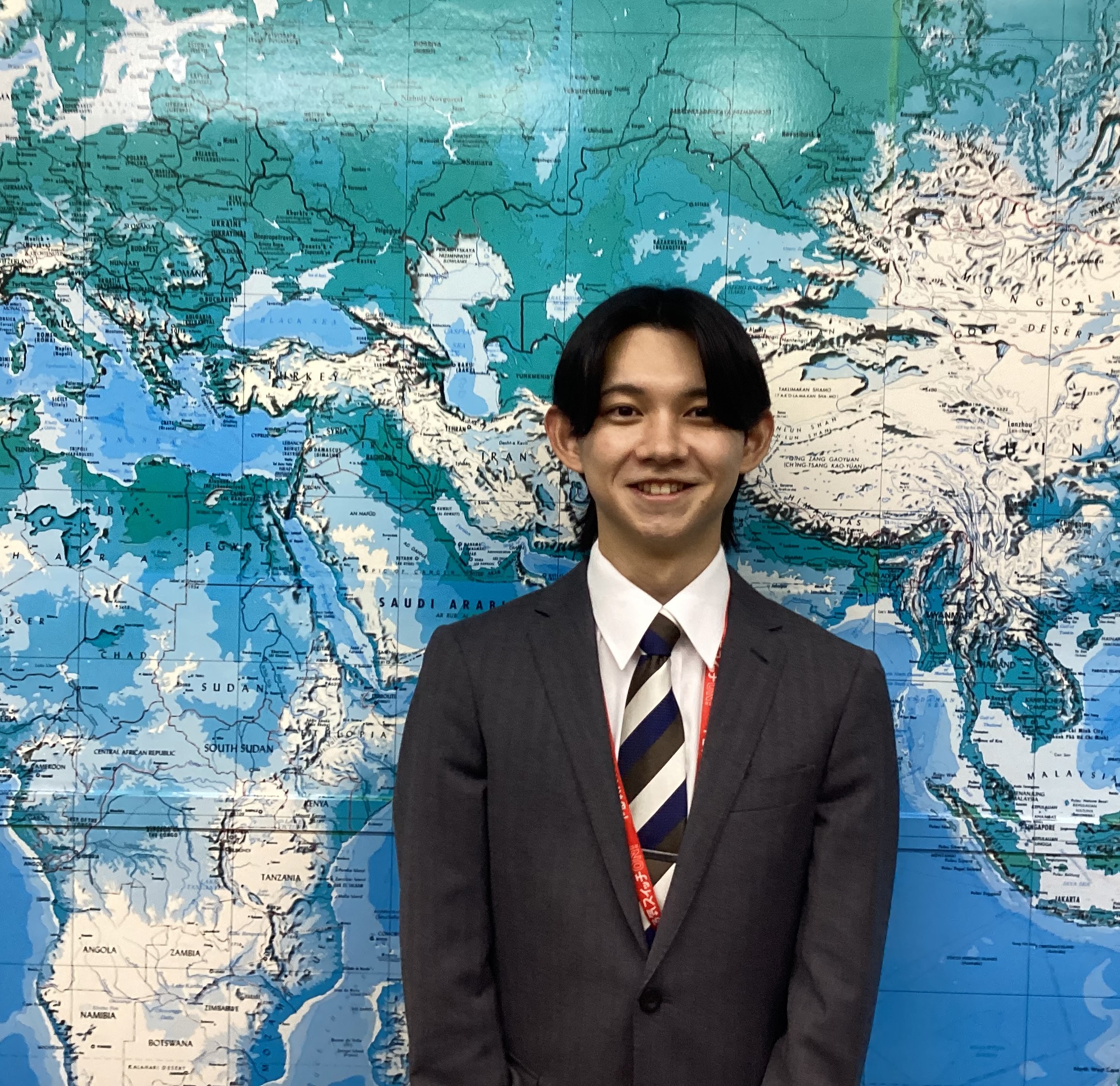コーチ 弘津　海翔