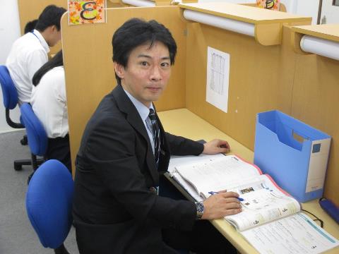 コーチ 荻原 哲也