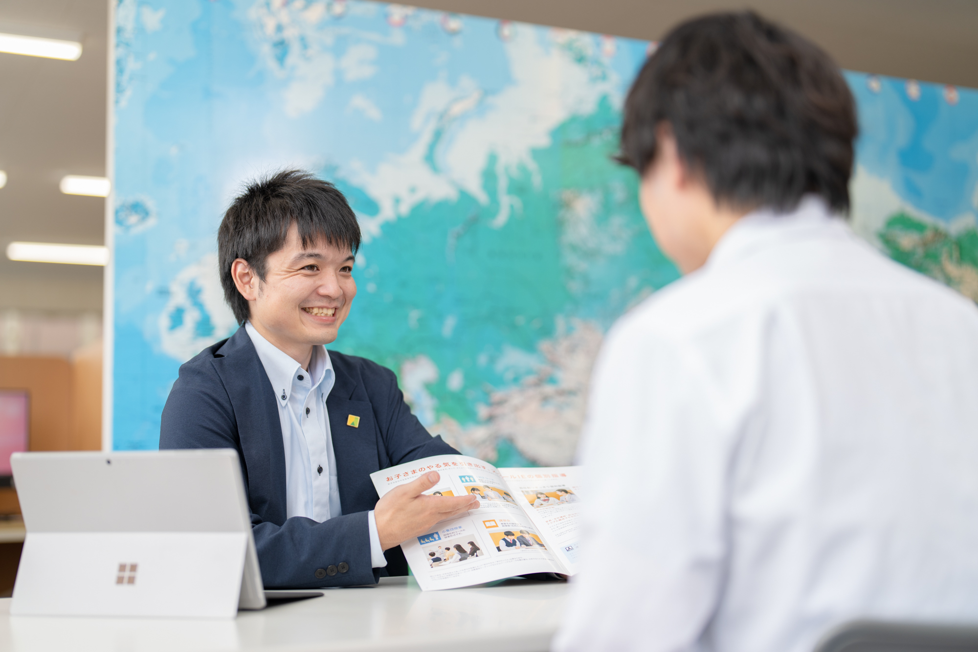 教室長 柳戸　燿